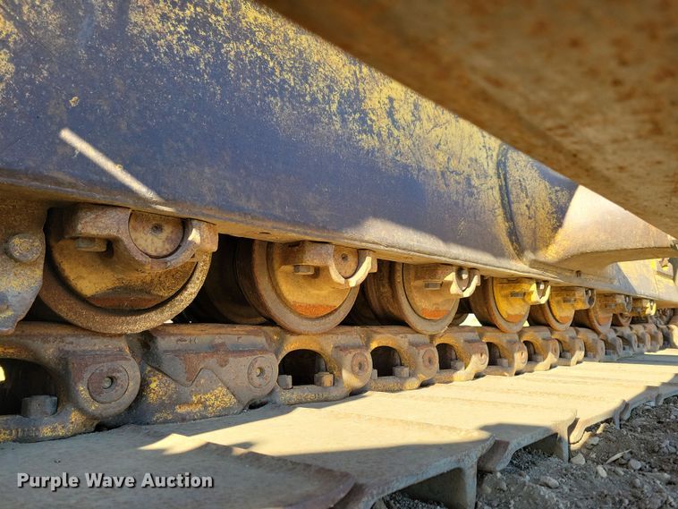 image for item DN3708 1993 Komatsu D65PX-12 dozer