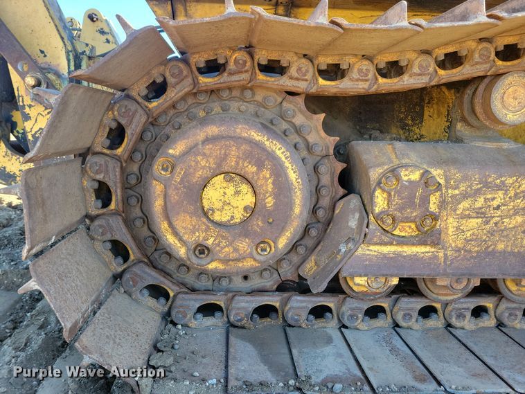 image for item DN3708 1993 Komatsu D65PX-12 dozer
