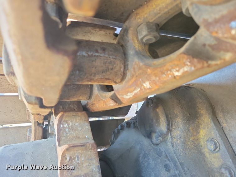 image for item DN3708 1993 Komatsu D65PX-12 dozer