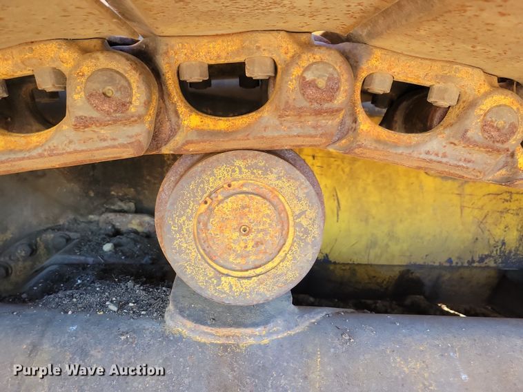 image for item DN3708 1993 Komatsu D65PX-12 dozer