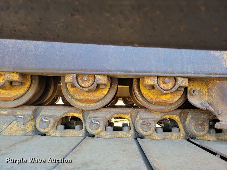 image for item DN3708 1993 Komatsu D65PX-12 dozer