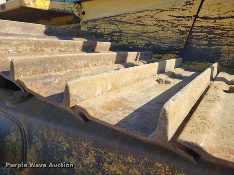 image for item DN3708 1993 Komatsu D65PX-12 dozer