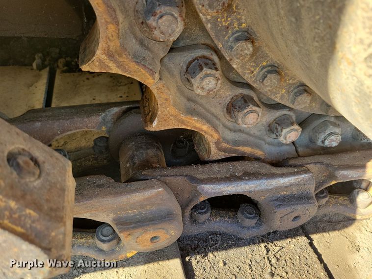 image for item DN3708 1993 Komatsu D65PX-12 dozer