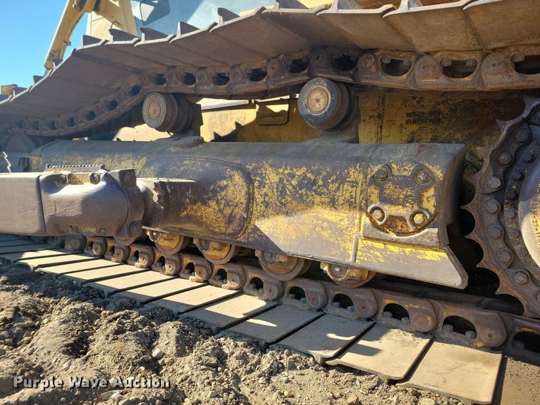 image for item DN3708 1993 Komatsu D65PX-12 dozer