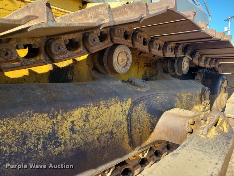 image for item DN3708 1993 Komatsu D65PX-12 dozer