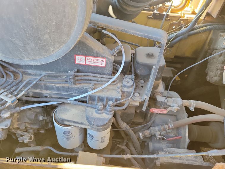 image for item DN3709 Komatsu D53P-18 dozer