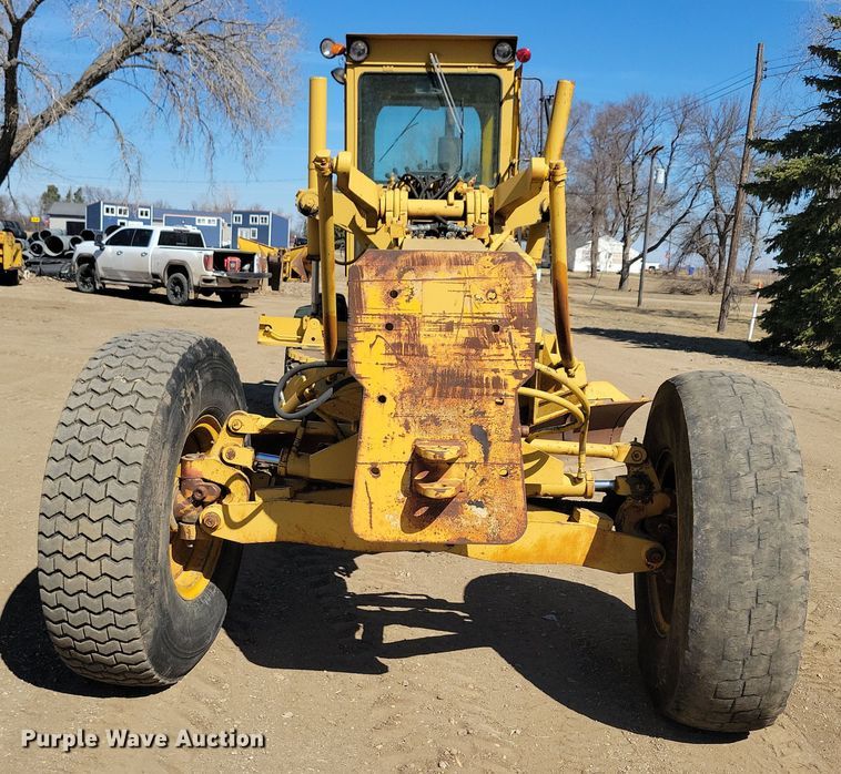 image for item DN3711 1979 Champion 740 rigid frame motor grader