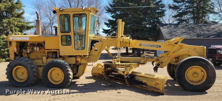image for item DN3711 1979 Champion 740 rigid frame motor grader