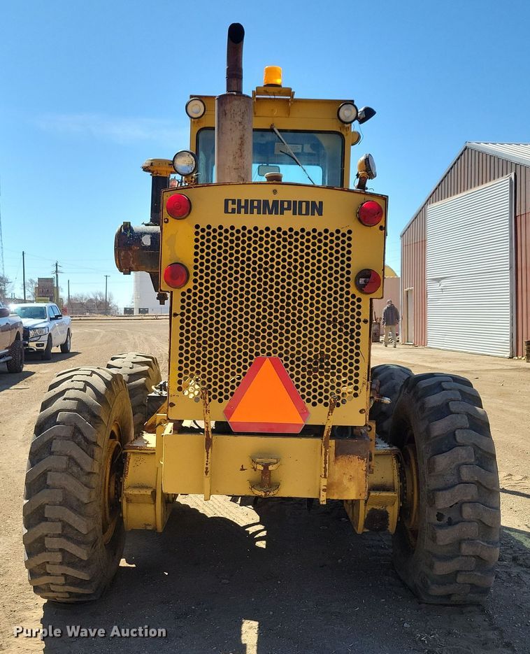 image for item DN3711 1979 Champion 740 rigid frame motor grader