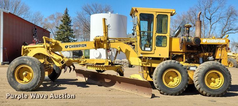image for item DN3711 1979 Champion 740 rigid frame motor grader