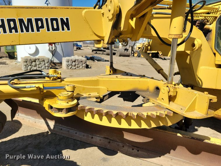 image for item DN3711 1979 Champion 740 rigid frame motor grader