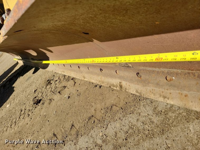 image for item DN3711 1979 Champion 740 rigid frame motor grader