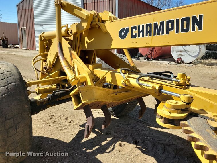 image for item DN3711 1979 Champion 740 rigid frame motor grader