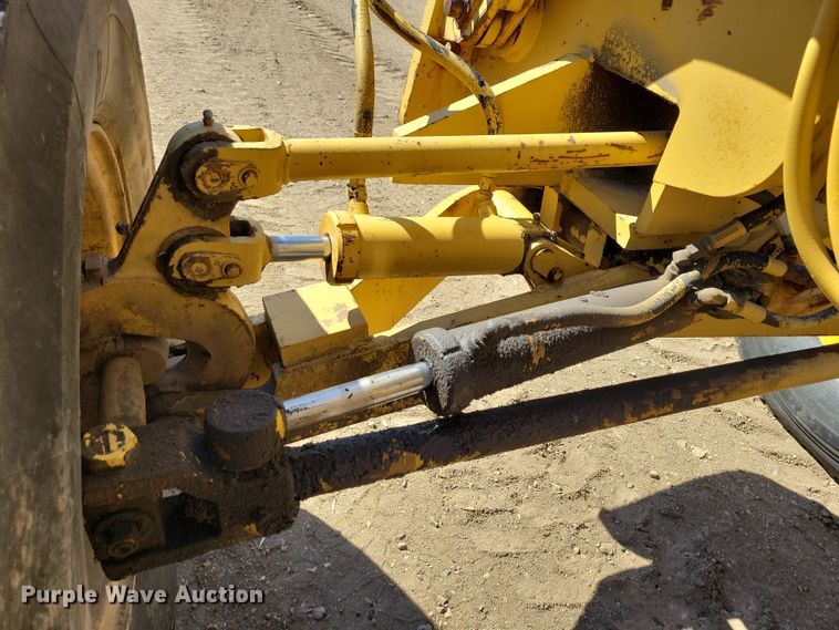 image for item DN3711 1979 Champion 740 rigid frame motor grader