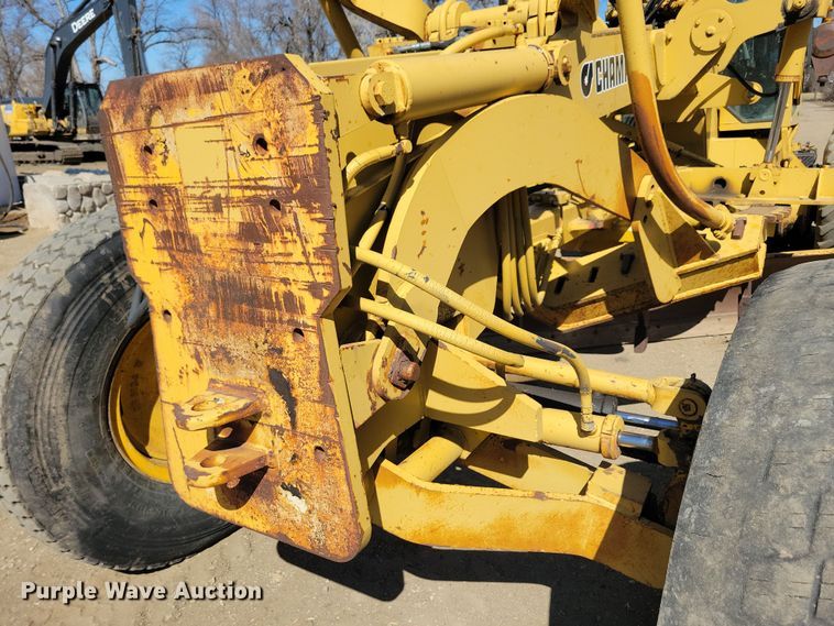 image for item DN3711 1979 Champion 740 rigid frame motor grader