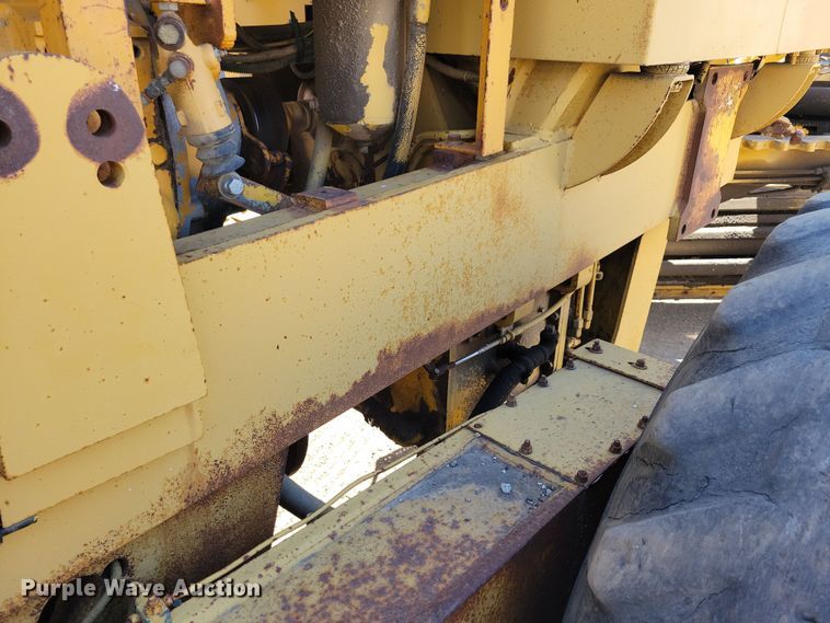 image for item DN3711 1979 Champion 740 rigid frame motor grader