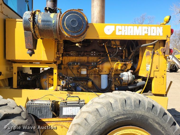 image for item DN3711 1979 Champion 740 rigid frame motor grader