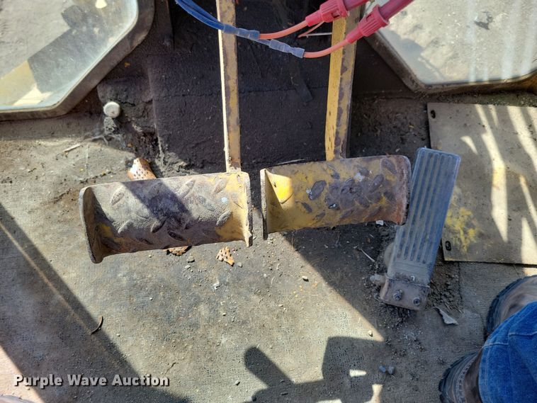 image for item DN3711 1979 Champion 740 rigid frame motor grader