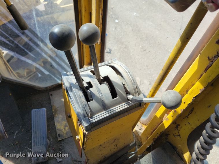 image for item DN3711 1979 Champion 740 rigid frame motor grader