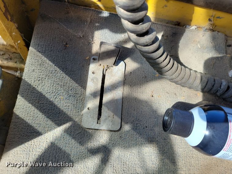 image for item DN3711 1979 Champion 740 rigid frame motor grader