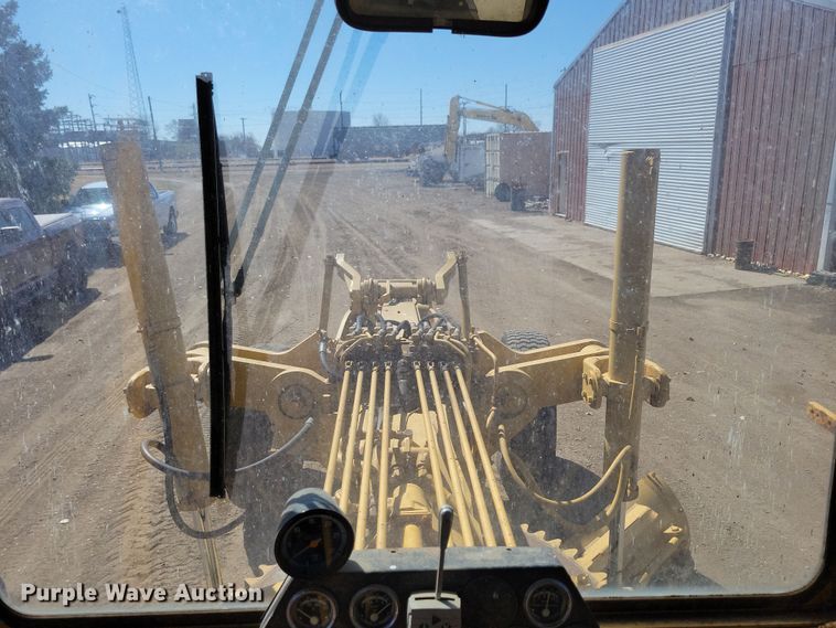 image for item DN3711 1979 Champion 740 rigid frame motor grader