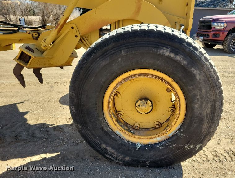 image for item DN3711 1979 Champion 740 rigid frame motor grader