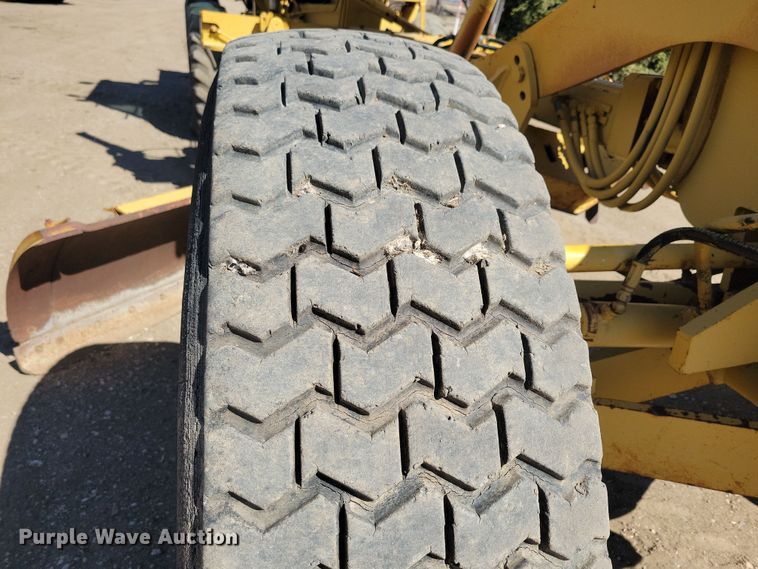 image for item DN3711 1979 Champion 740 rigid frame motor grader