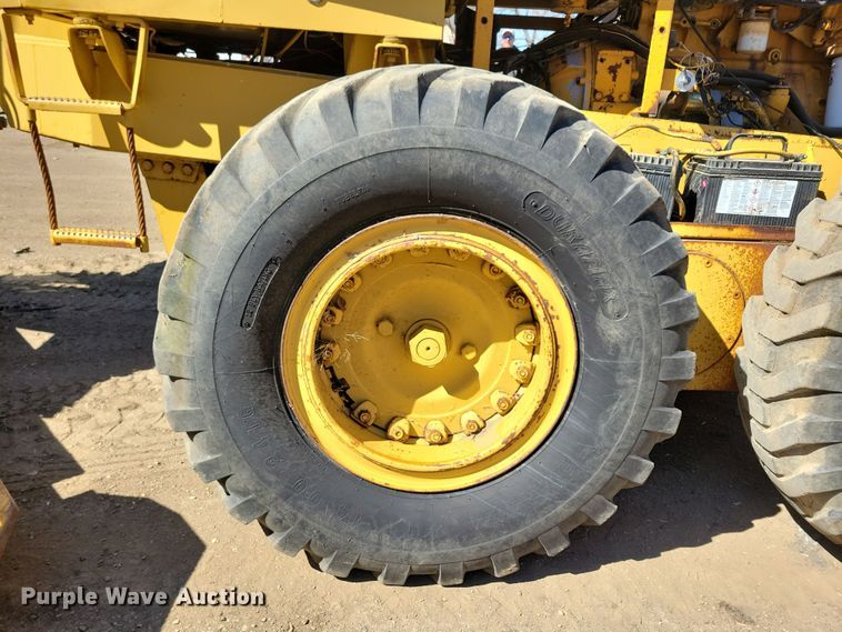 image for item DN3711 1979 Champion 740 rigid frame motor grader