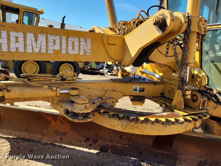image for item DN3712 1984 Champion 740 rigid frame motor grader
