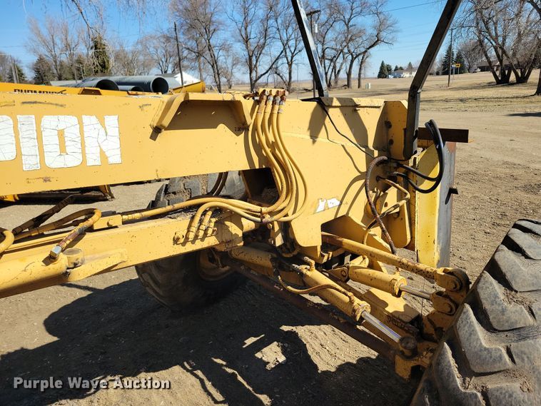 image for item DN3712 1984 Champion 740 rigid frame motor grader