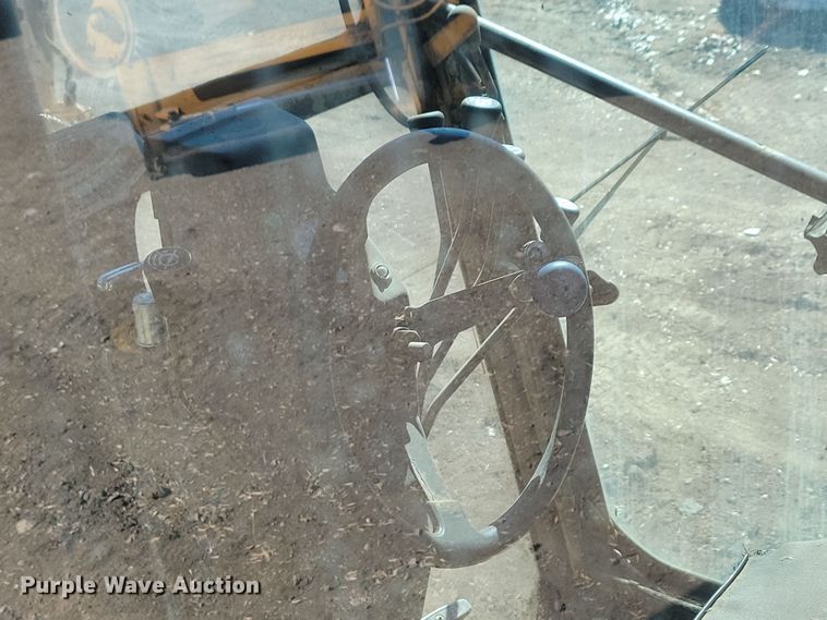 image for item DN3712 1984 Champion 740 rigid frame motor grader