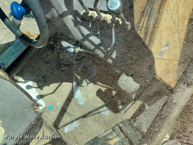 image for item DN3712 1984 Champion 740 rigid frame motor grader