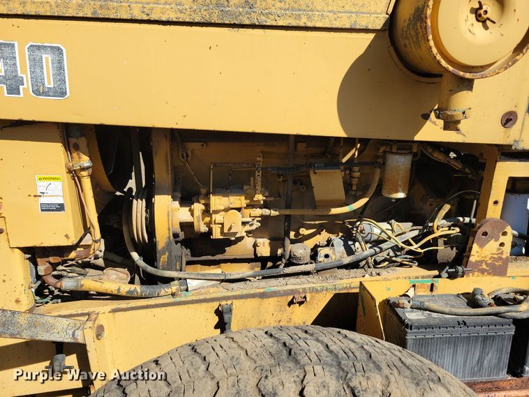 image for item DN3712 1984 Champion 740 rigid frame motor grader