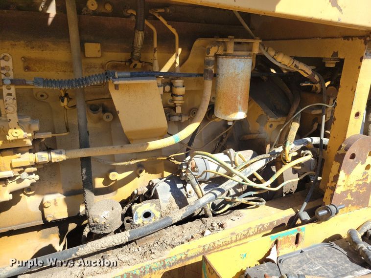 image for item DN3712 1984 Champion 740 rigid frame motor grader