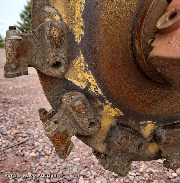 image for item DN3719 2004 Vermeer SC352 stump grinder