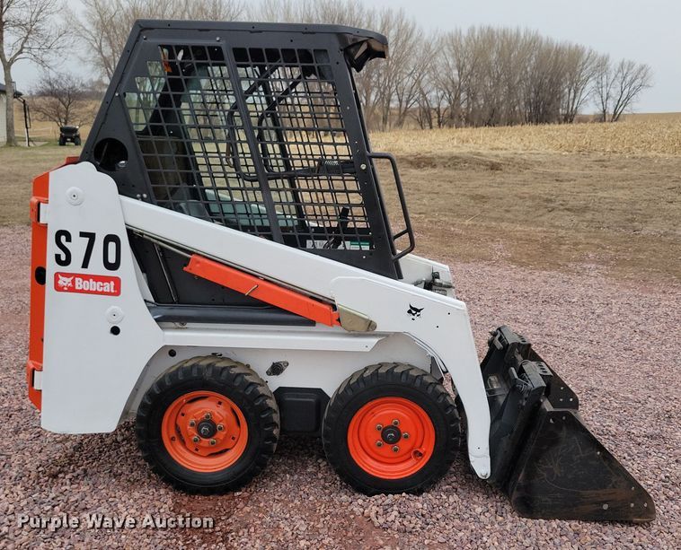image for item DN3720 2008 Bobcat S70 skid steer loader