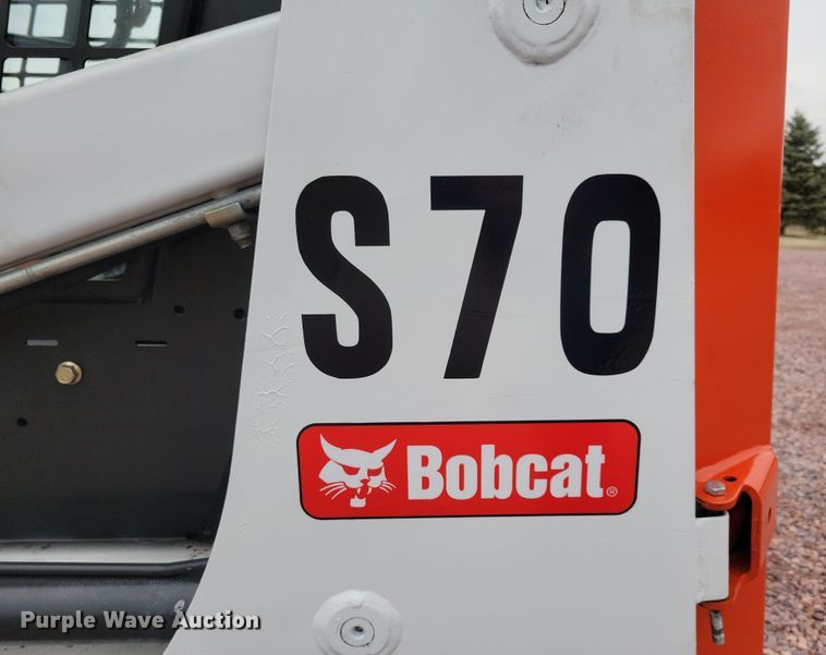 image for item DN3720 2008 Bobcat S70 skid steer loader