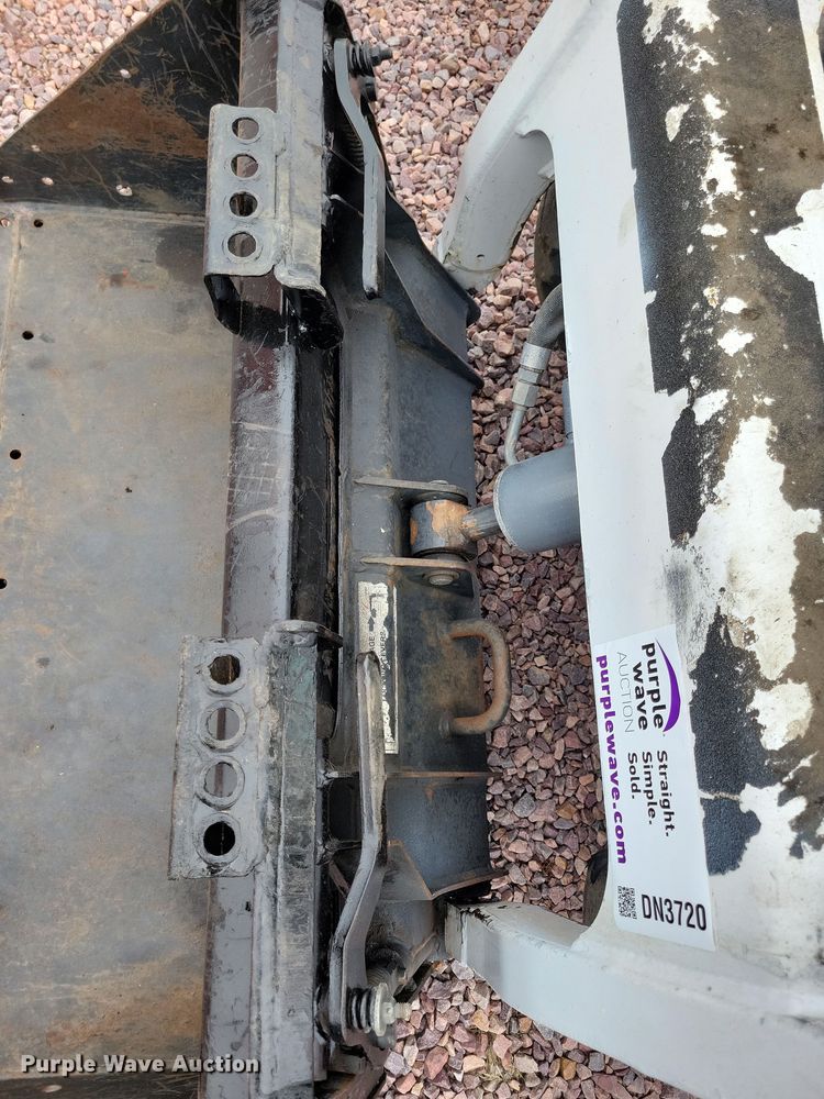 image for item DN3720 2008 Bobcat S70 skid steer loader
