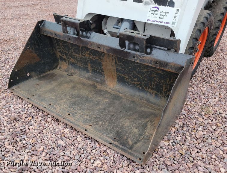 image for item DN3720 2008 Bobcat S70 skid steer loader