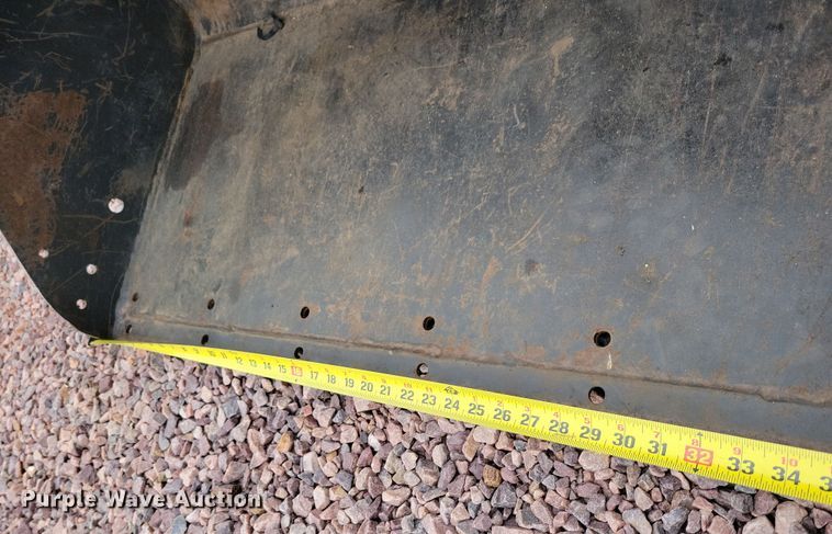 image for item DN3720 2008 Bobcat S70 skid steer loader