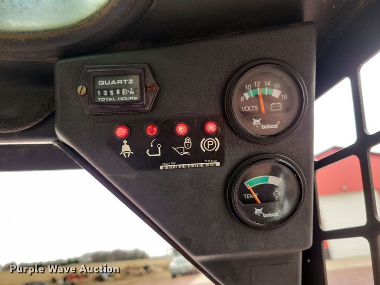 image for item DN3720 2008 Bobcat S70 skid steer loader