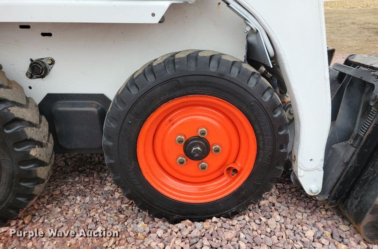 image for item DN3720 2008 Bobcat S70 skid steer loader