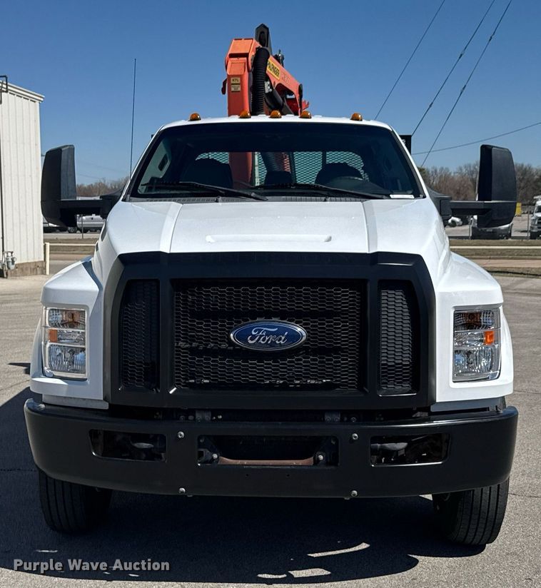 image for item DO0659 2016 Ford F650 Super Duty crew cab crane truck
