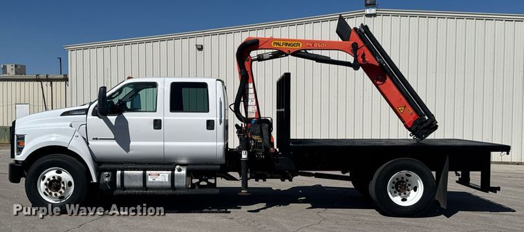 image for item DO0659 2016 Ford F650 Super Duty crew cab crane truck