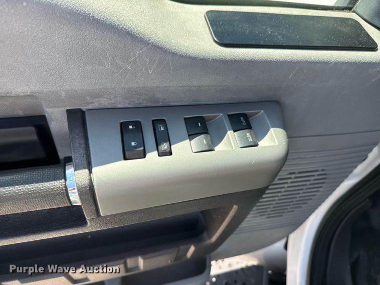 image for item DO0659 2016 Ford F650 Super Duty crew cab crane truck