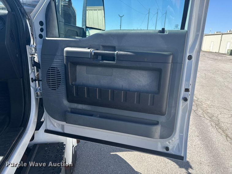 image for item DO0659 2016 Ford F650 Super Duty crew cab crane truck