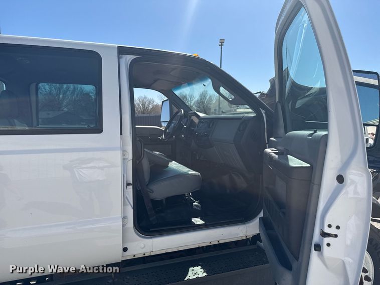 image for item DO0659 2016 Ford F650 Super Duty crew cab crane truck