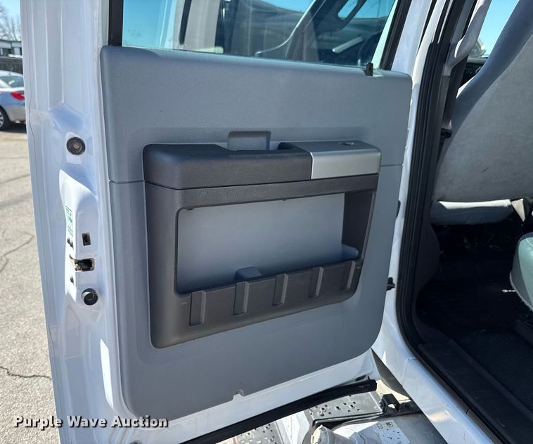 image for item DO0659 2016 Ford F650 Super Duty crew cab crane truck