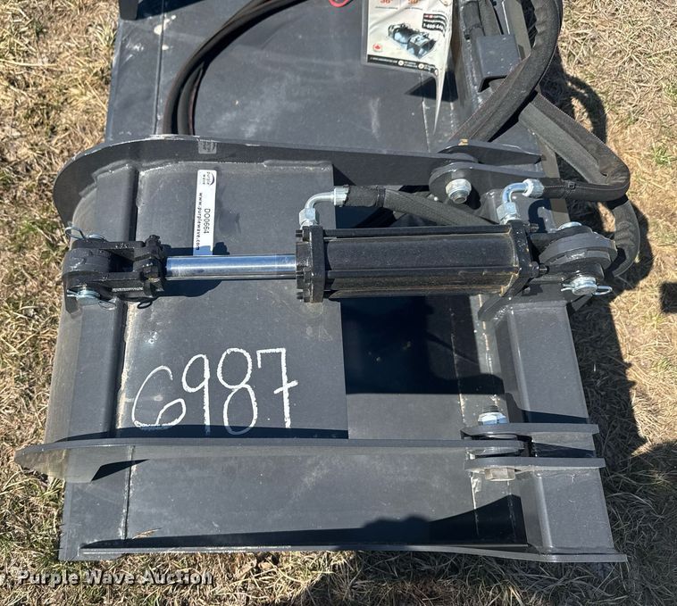 image for item DO0664 2023 Wolverine GB-11-72W skid steer grapple bucket