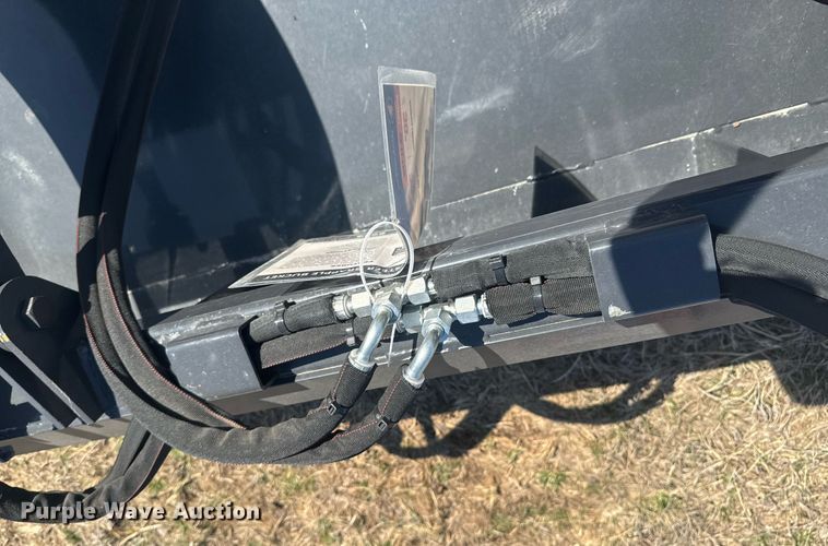 image for item DO0664 2023 Wolverine GB-11-72W skid steer grapple bucket